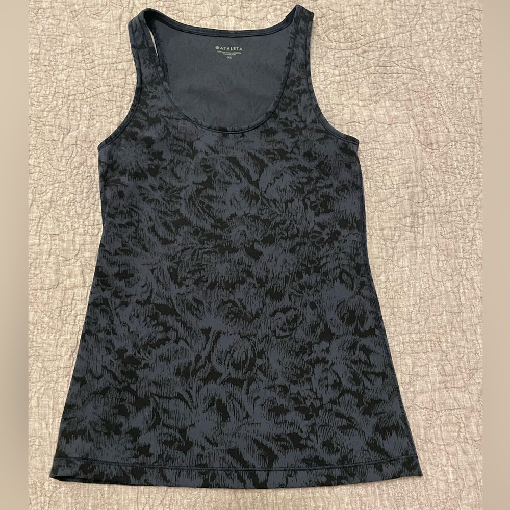 NWOT Athleta Scoop Neck Tank Top